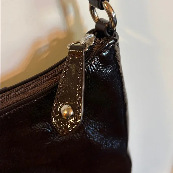 Beautiful Coach Hobo Crossbody Bag in Deep Ox Blood Patent Leather - Picture 9 of 14